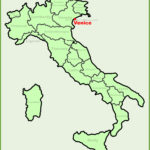 Venice Location On The Italy Map   Ontheworldmap Throughout Map Of Italy With Venice